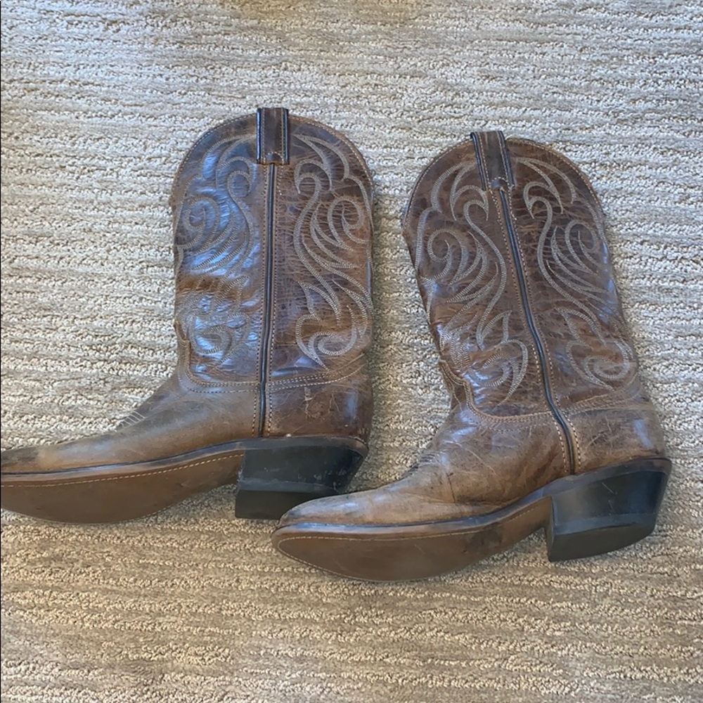 Brown distressed Laredo boots
